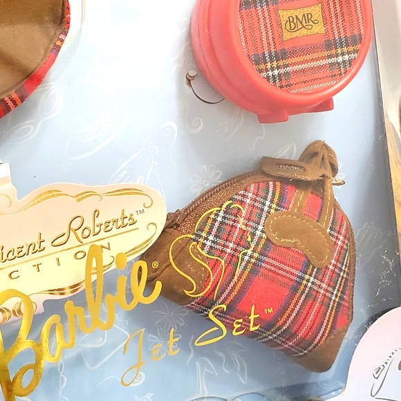 NRFB Vintage 1997 Jet Set Luggage Ensemble Barbie Millicent Roberts Collection - Picture 6 of 11